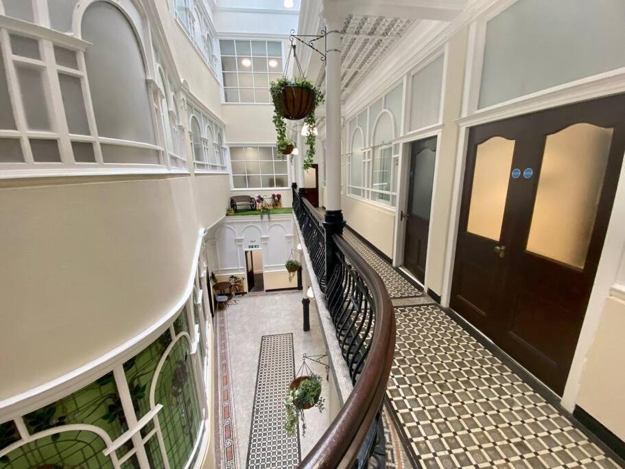 Victoria Street Apartment Sleeps 2 利物浦 外观 照片