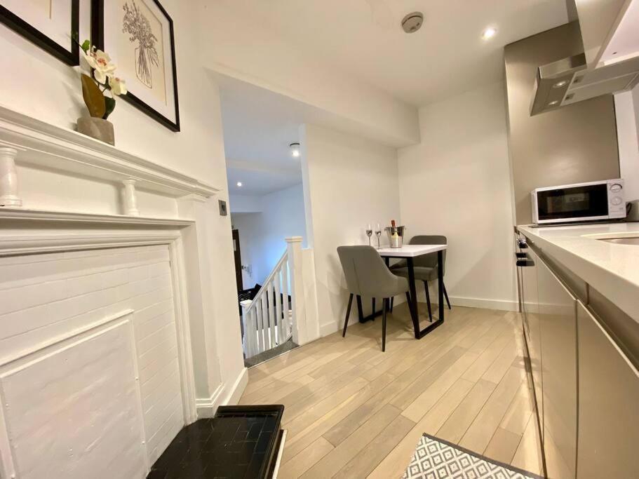 Victoria Street Apartment Sleeps 2 利物浦 外观 照片